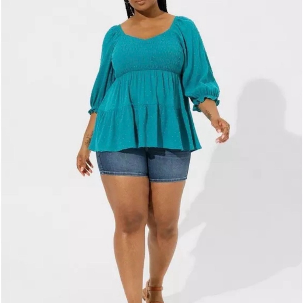 Torrid Crinkle Gauze Smocked 3/4 Blouson Tiered Top, Size 3 (22/24)